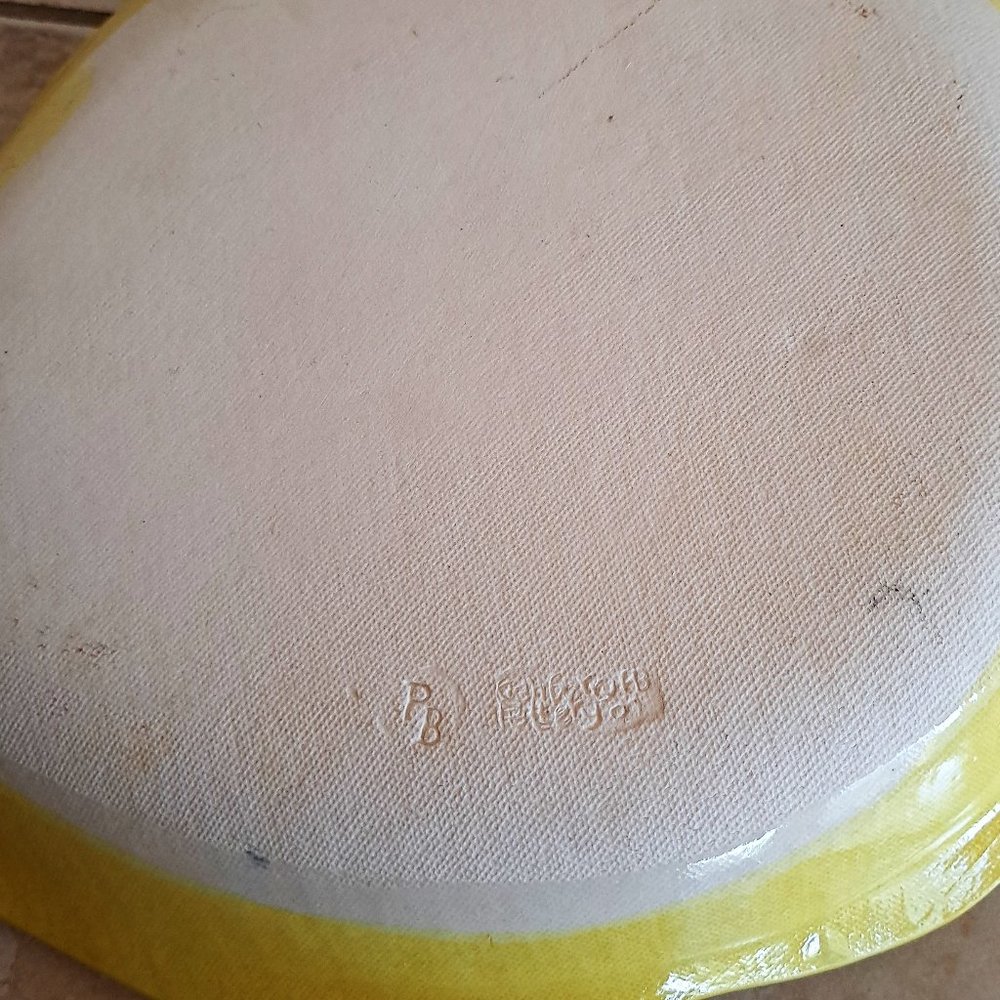 Hand made ceramic platter - Picture 3 of 3